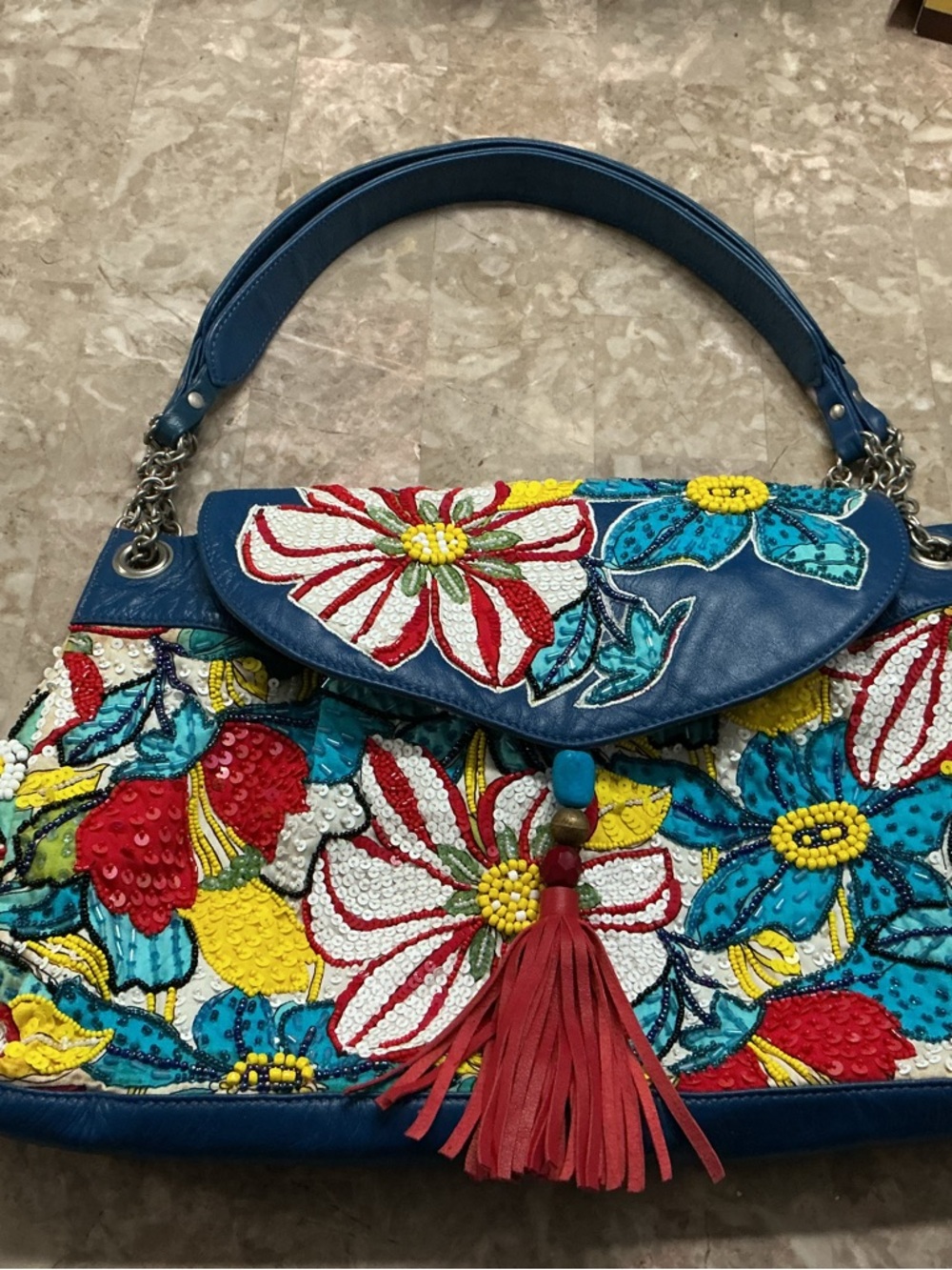 Mary francés  vintage Blue Floral Sequin Embellished Wristlet Clutch